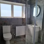 Hidden Acres- With Double & Single Bed, 3*