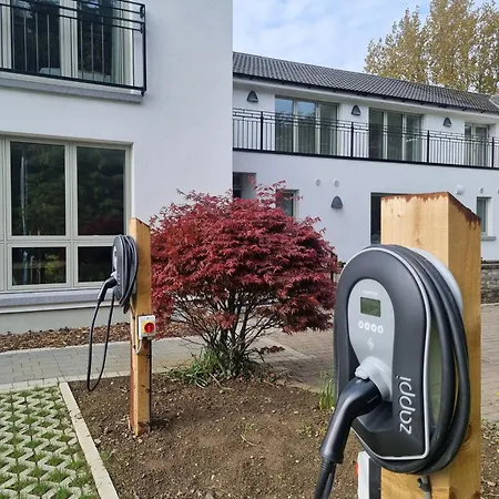 Hidden Acres- With Double & Single Bed, 3*