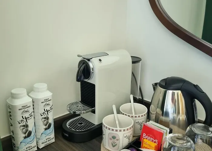 Hidden Acres- With Double & Single Bed, Guest house 3*