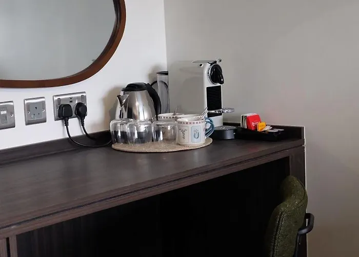 Guest house Hidden Acres- With Double & Single Bed, Malahide