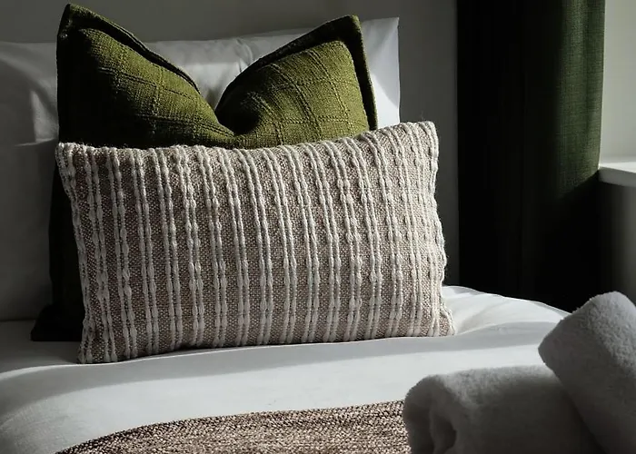 Hidden Acres- With Double & Single Bed, 3* Малахайд